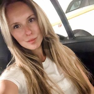 Meet your Posher, Leah